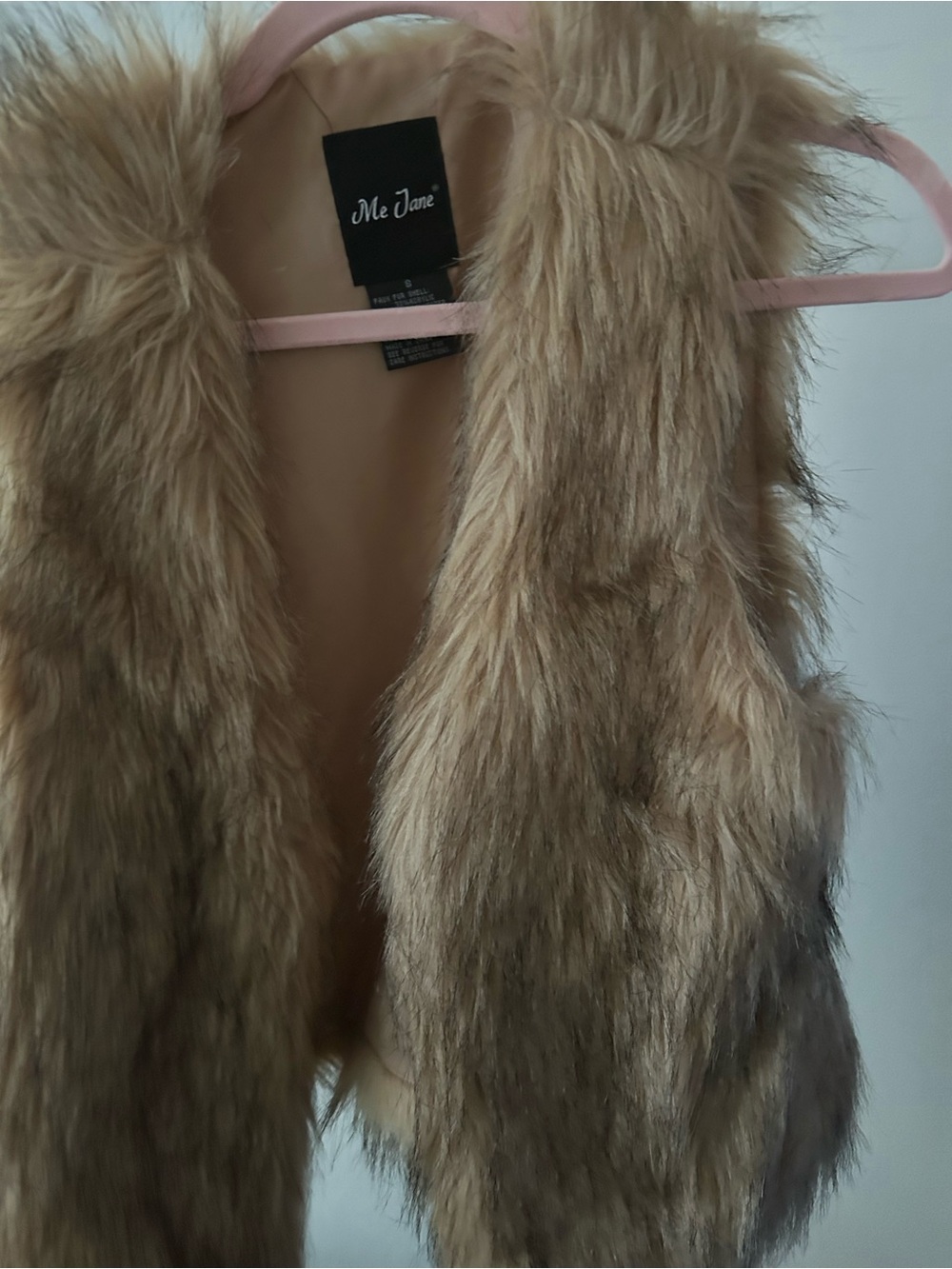 Me Jane Plush Faux Fur Vest in Taupe Brown size small